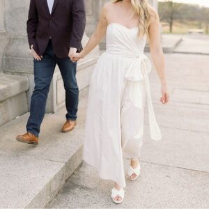 White Strapless Dress with Bow and Pockets